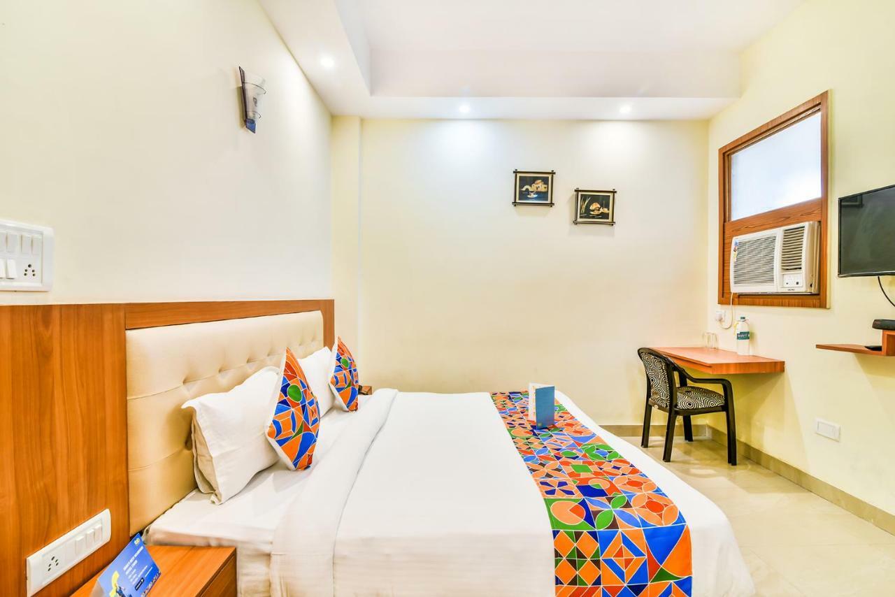เดอะ รอยัล สเตย์ Hotel เกรทเตอร์นอยดา ภายนอก รูปภาพ